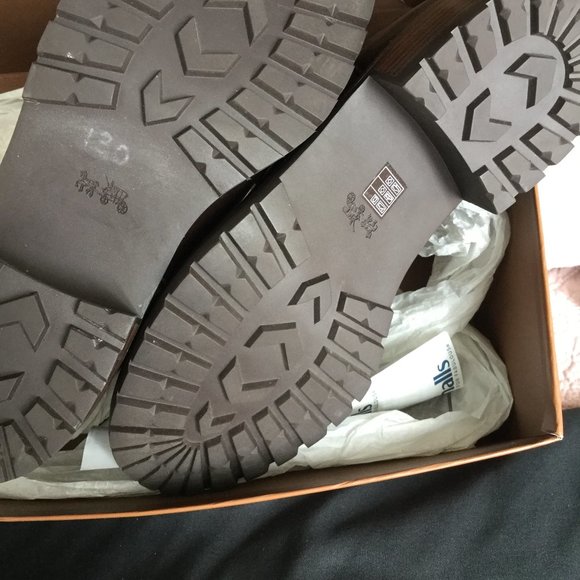 Coach Ladies Boots - Picture 4 of 6